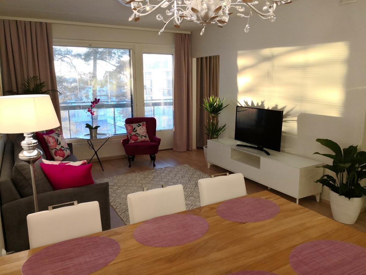 וואנטאה Charming Pine View Apartment מראה חיצוני תמונה